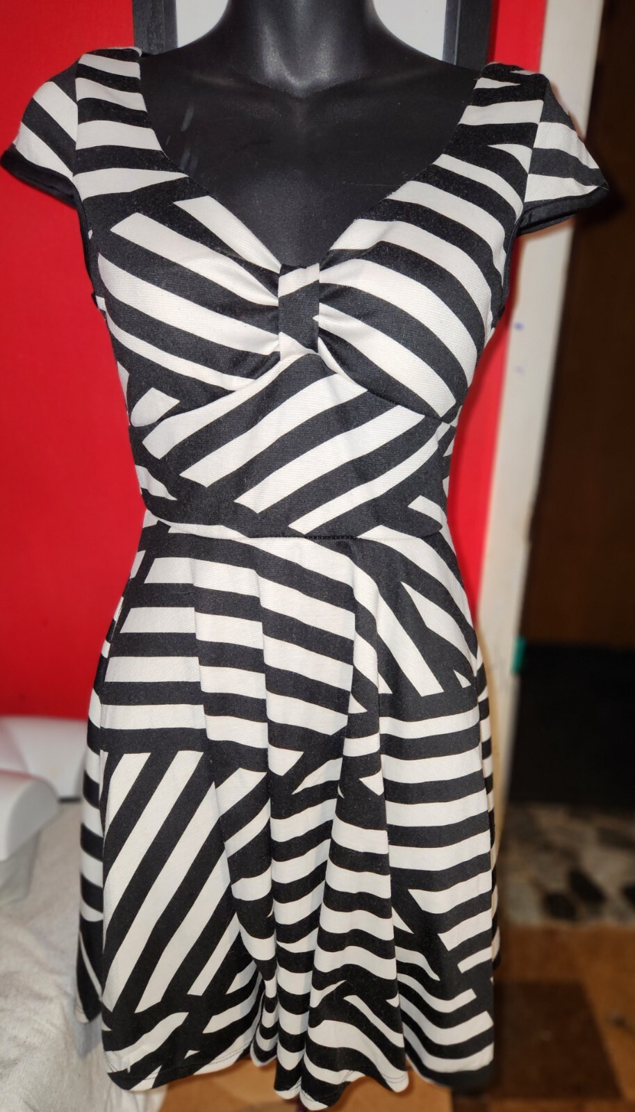 O-Sher Black and White Stripe Sundress Size S-image