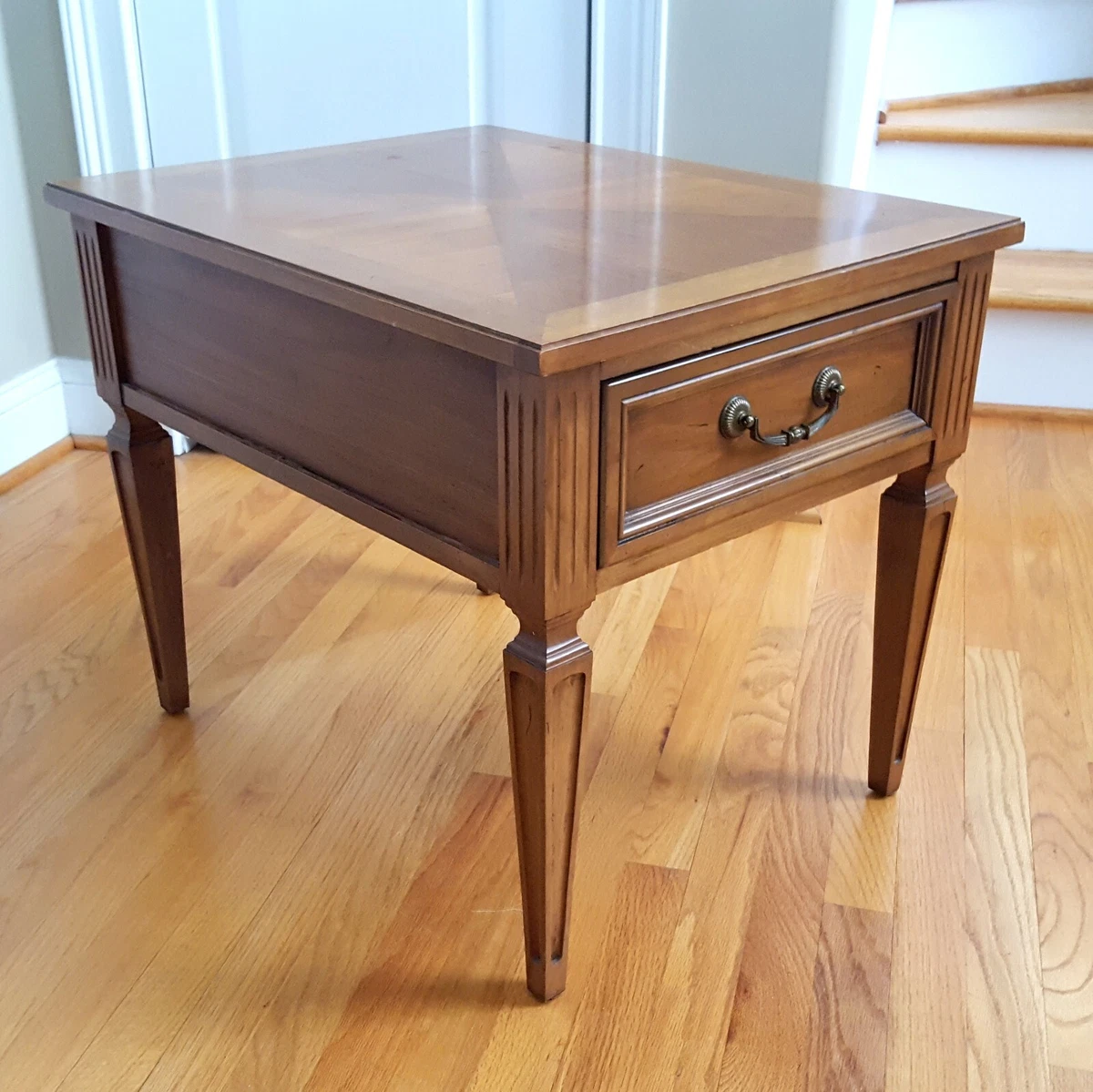 Vintage MCM Thomasville End Side Table One Drawer Mahogany Cherry Solid Wood
