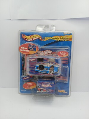 2005 Hot Wheels 35MM Flash Camera 4 Piece Kit Sealed