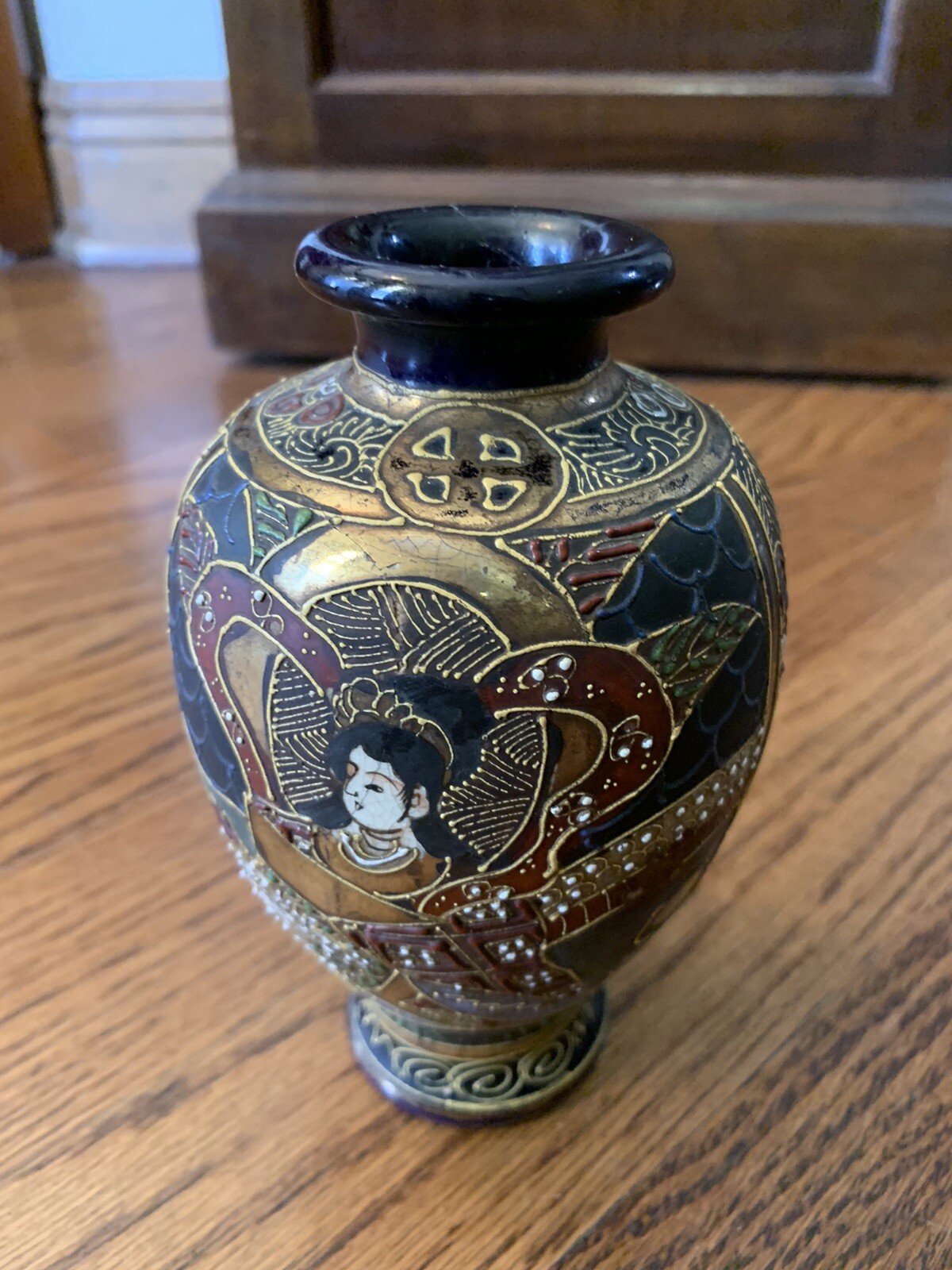 Picture 1 of 10