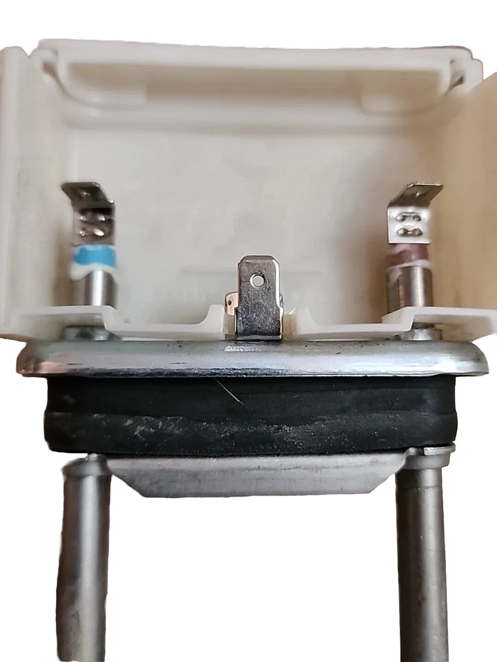 Samsung Front Load Washer OEM 900W Heating Element DC47-00006Y DC47-00006P SU471 - Image 3 of 4