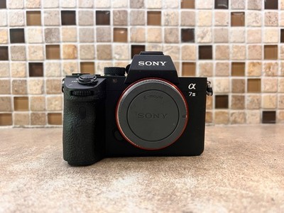 Sony Alpha a7 III 4K 24MP Full-Frame Mirrorless Digital Camera Body Untested