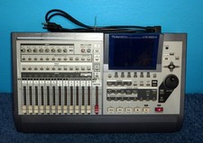 Roland VS-1824 24 BIT Digital Studio Work Station Parts/Repair Only Junk LJ
