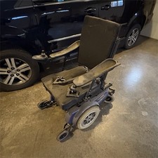Pride Jazzy 1122 Power Wheelchair Blue Joystick Detachable Footrests