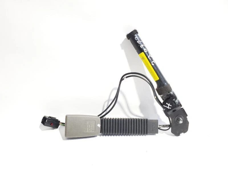 Right Seat Belt Pretensioner Buckle OEM 2010 Jaguar XKR - Image 3 of 4