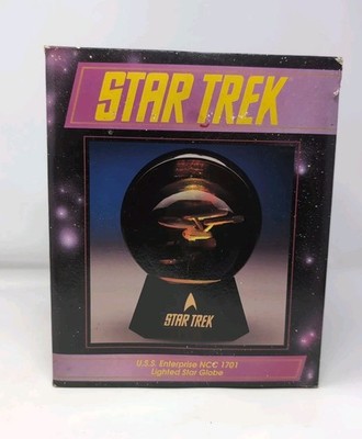 1992 Star Trek U.S.S. Enterprise NCC-1701 Lighted Star Globe Willitts Vintage
