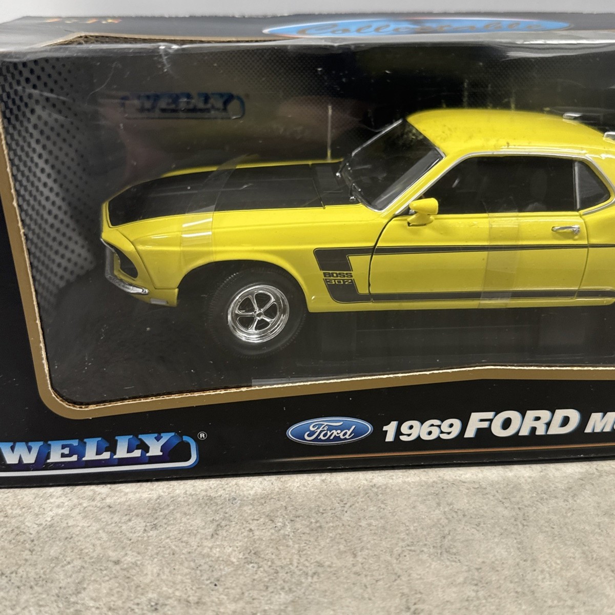 Welly 1:18 1969 Ford Mustang Yellow Diecast 2516W New In Box