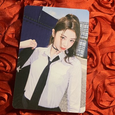 YUNJIN LE SSERAFIM FEAR NOT Edition Celeb K-pop Girl Photo Card Black Tie