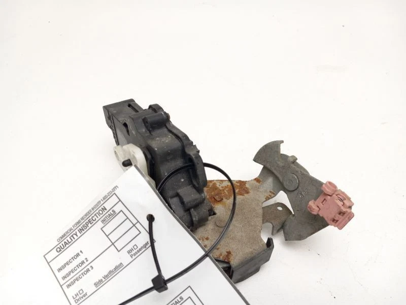 Atuador de trava lateral de passageiro Ford Explorer 2006 - 2010 - Imagem 3 de 4