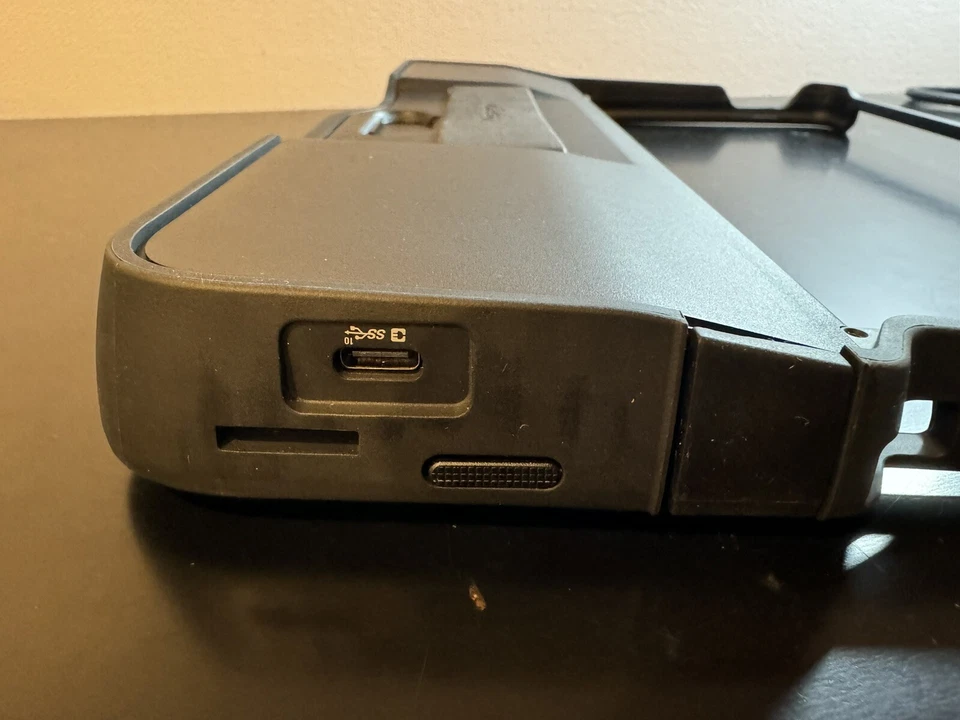 Kensington Blackbelt Rugged Case with Integrated Smart Card Reader (CAC) - Image 3 of 4