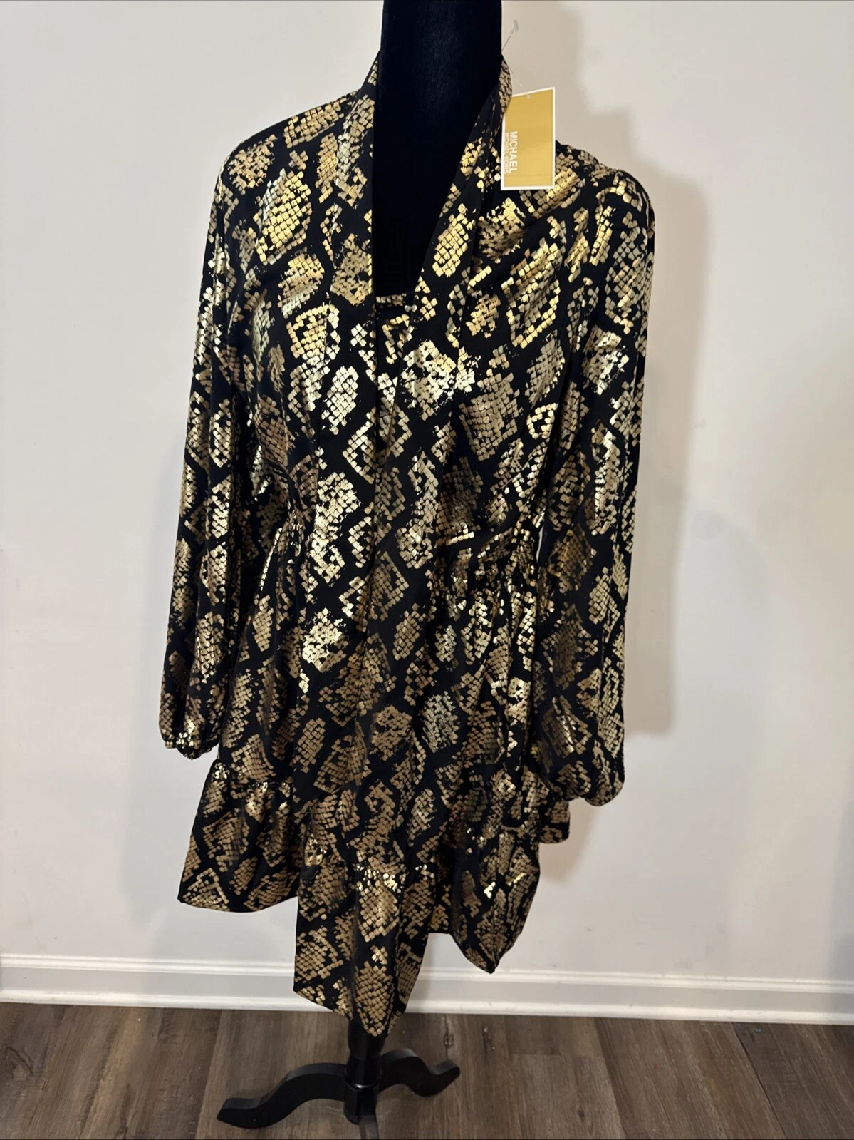 Abito Michael Kors nero e oro taglia media nuovo con etichetta molto bello