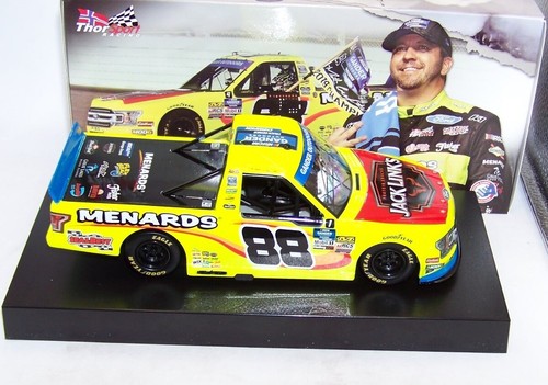 1:24 ACTION 2019 #88 MENARDS F150 TRUCK MATT CRAFTON CHAMPION AUTOGRAPHED 1/72 - Picture 3 of 9
