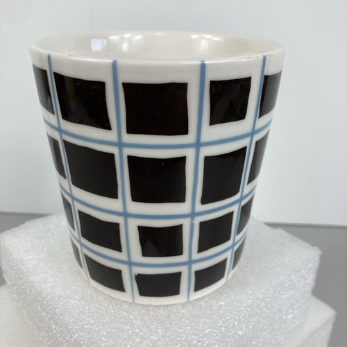2004 Starbucks Coffee Cup Mug 16 Fl Oz White Black Squares Blue Grid Lines Check - Picture 9 of 17