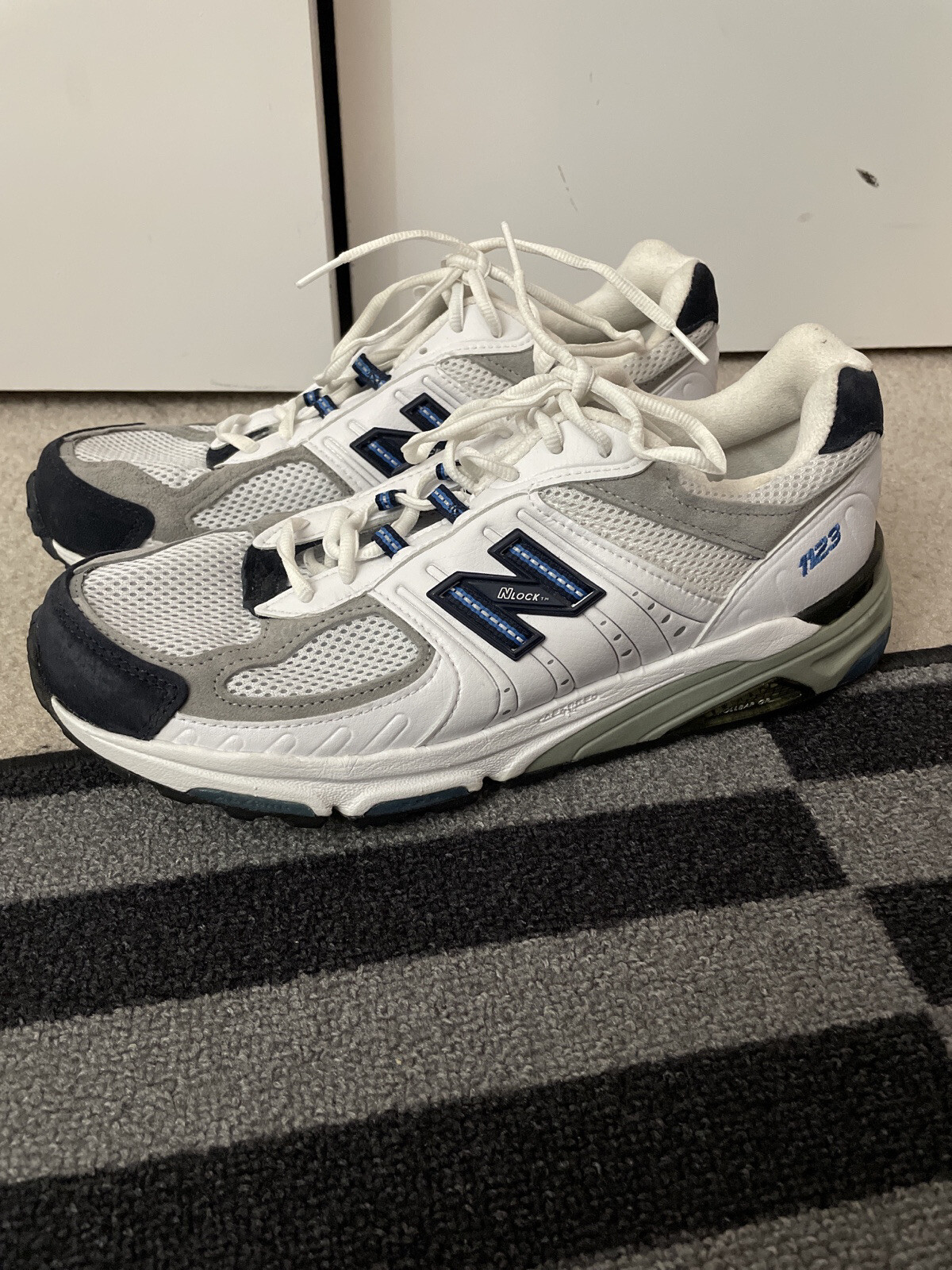 new balance w880cy3 b womens