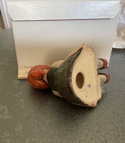 EUC Hummel Figurine Happy Pastime - Picture 3 of 3