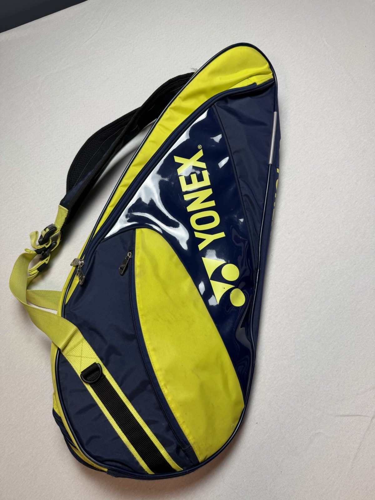 Yonex BAG1732R 6 Racquet Tennis Bag Blue Yellow Multi Compar