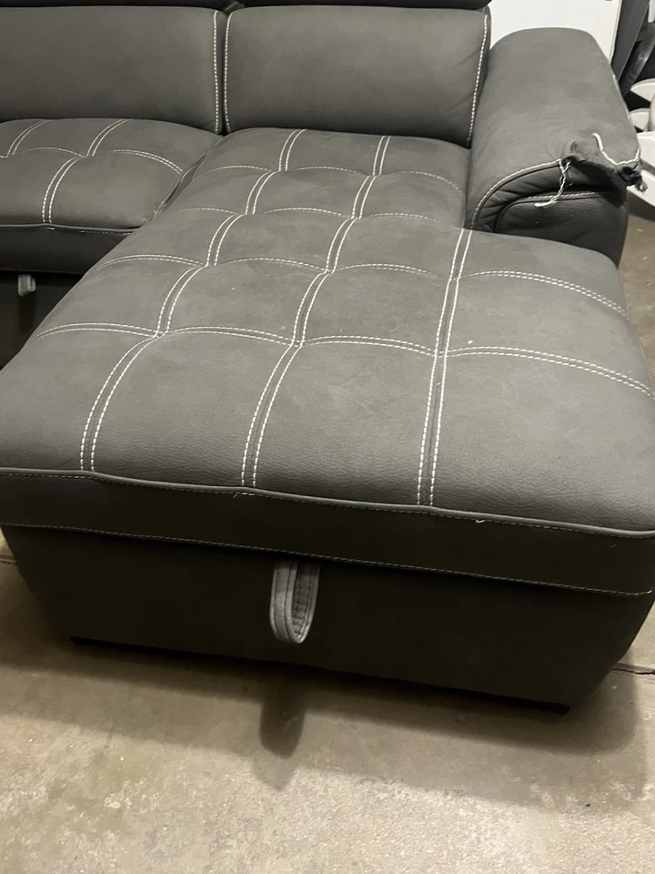 Sofá seccional Foto 4 de 4