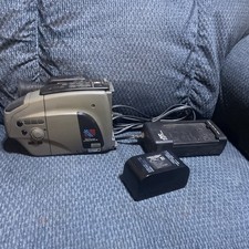 JVC Compact VHS Videomovie GR-AX25U Camcorder World Cup 1994 Battery  Charger  