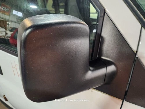 Passenger Right Side Mirror Manual Fits 03-07 GMC SAVANA 1500 VAN 1260050