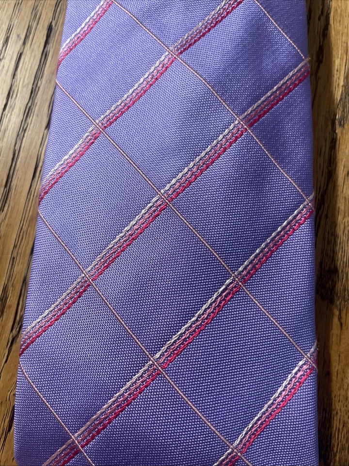 Corbata de seda geométrica Thomas rosa fino argyle usada en excelente estado hecha en Francia Foto 3 de 4