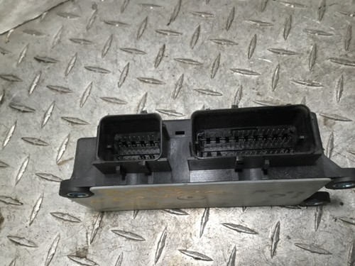 CHEVROLET 2017 CAMARO 6.2 SRS Restraint Control Unit Module p/n 812586170 - Picture 7 of 7