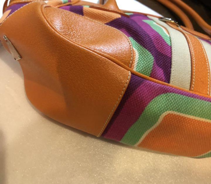 良品☆プラダ　ショルダーバッグ　キャンバス✖️レザー　カラフル　幾何学柄　オレンジ 良品☆プラダショルダーバッグキャンバス✖️レザーカラフル幾何