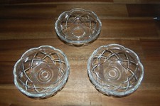 Lüsterschale, Tropfschale 100mm, Bohrung innen 27 / 11mm für Kronleuchter Lüster