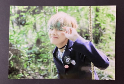 BTS V テテ Butterfly Dream プレミアムフォト 2015 BTS-Butterfly Dream EXHIBITION OFFICIAL PHOTO TAEHYUNG 9 | eBay