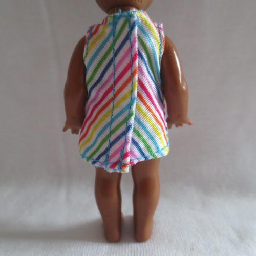 NUEVO Barbie Skipper Babysitters Inc Muñeca para niños pequeños y arco iris a rayas SOLO VESTIDO - Imagen 4 de 5