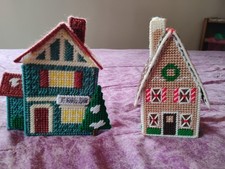 VINTAGE Handmade Cross Stitch PLASTIC CANVAS CHRISTMAS Cottage  Tailors Village