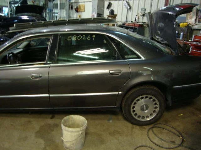 Chasis ECM Ventana Pantalla Detrás Asiento Trasero VIN D Se Adapta 97-03 AUDI A8 165018 Foto 3 de 4