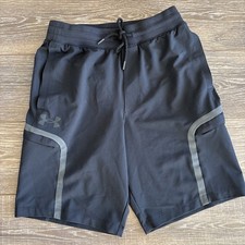 Under Armour Black Sportstyle Elite Athletic Cargo Shorts Men  s MED