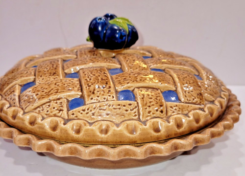 Vintage Covered Blueberry Pie Plate Ceramic Lattice Lid Dish 10.5" 2 Piece Japan