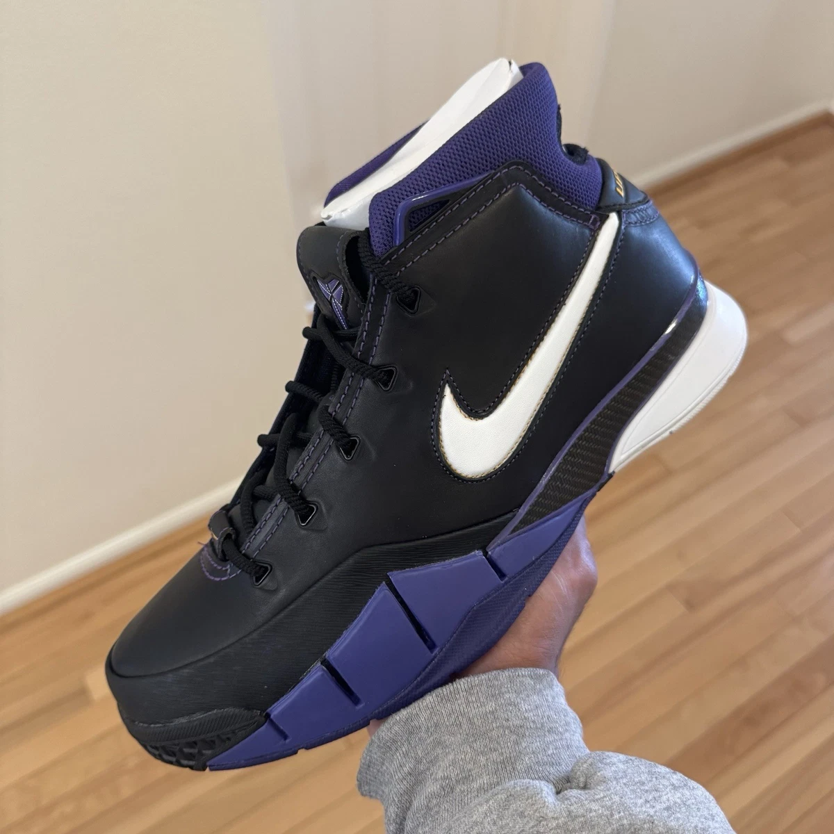 スニーカー Nike Kobe1 Protro 