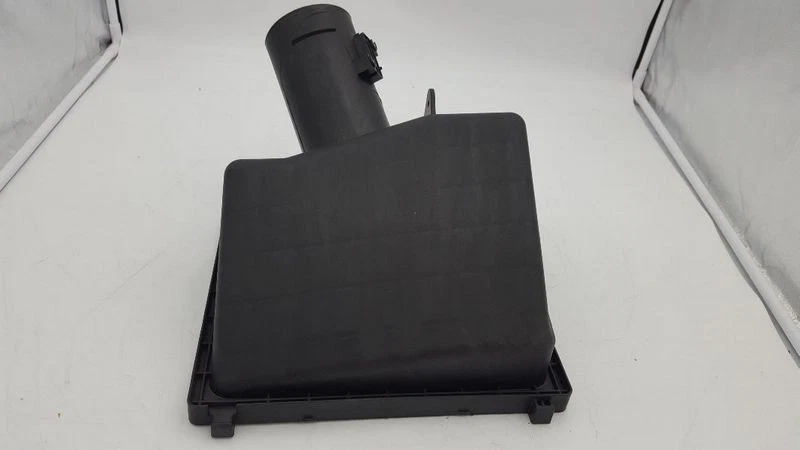 2005-2019 Nissan Frontier Pathfinder Suzuki Equator Air Cleaner Box Assembly OEM Foto 2 de 4