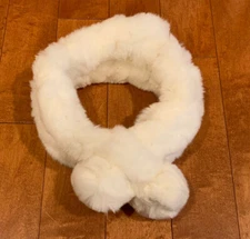 Rabbit Fur Collar, Adjustable, Plush And Soft in Winter White 
