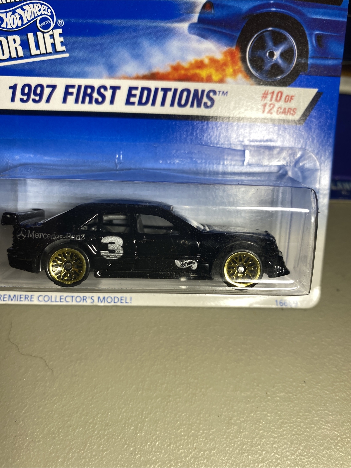 Picture 2 of 4