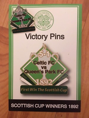Épingle émaillée Danbury Mint – Celtic FC Vs Rangers – League Cup 2009