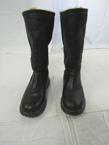 ugg brooks