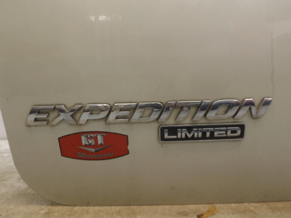 2003-2006 Ford Expedition Rear Trunk Liftgate Used OEM 6L1Z7840010B - Image 3 of 4