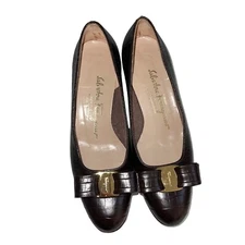 Salvatore Ferragamo Pumps Womens Size 6 Brown Leather Croc Embossed Vara Bow