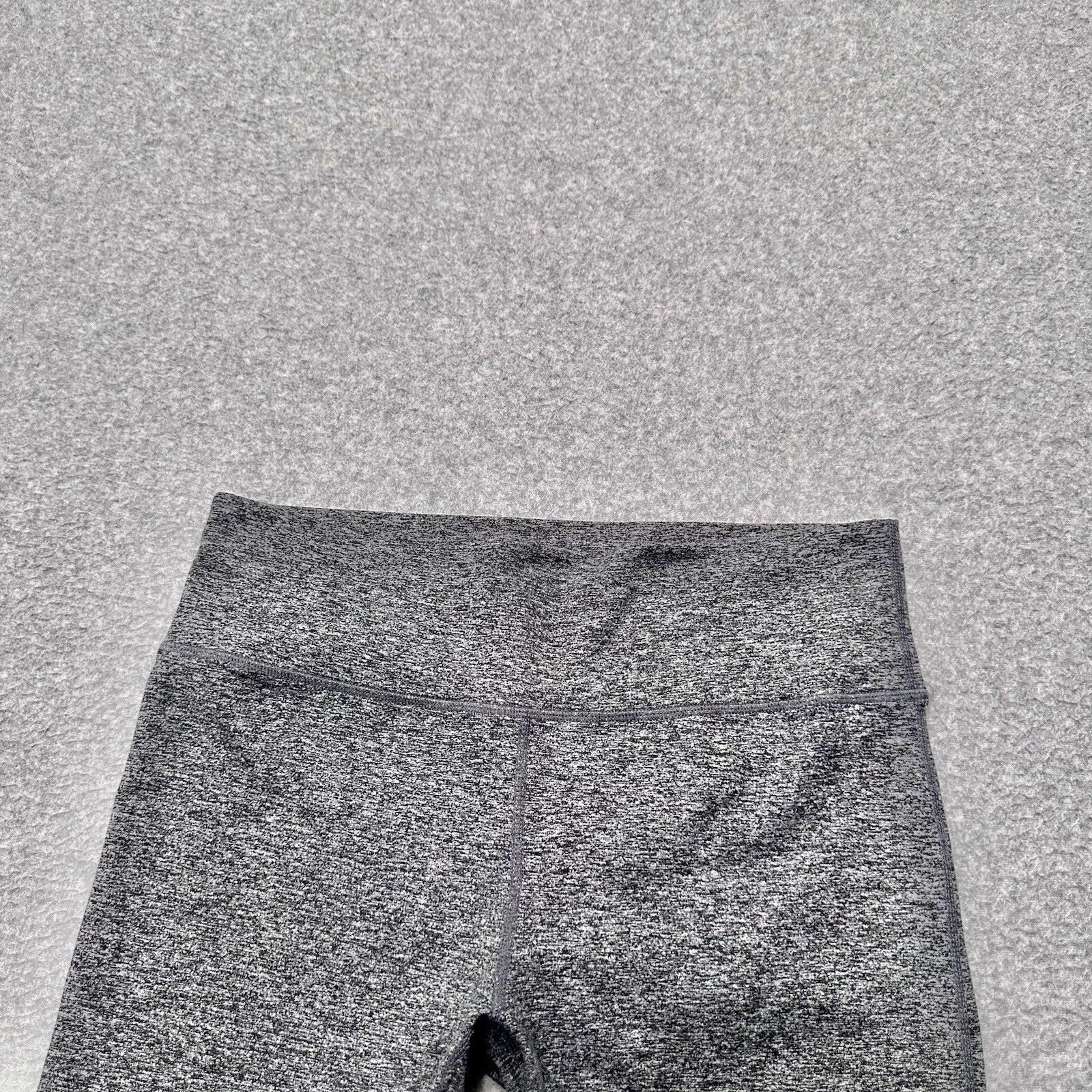 vuori heather performance crop stretch gym yoga leggings