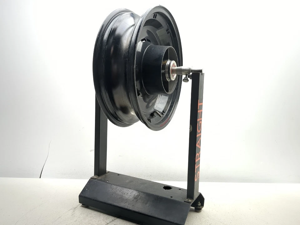 Llanta trasera recta 15x4,50 Kawasaki Vulcan 900 VN900C 06-16 Foto 2 de 4