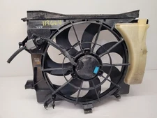 12-17 KIA RIO Radiator Fan Motor Fan Assembly With AC Sedan 253801W610