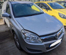 Vauxhall Astra Front Grille Front Bumper Astra H 2010 Reg From Breaking Vehicle