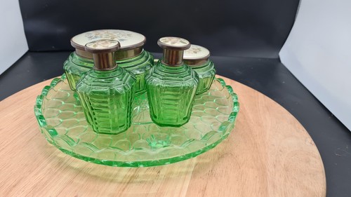 Vintage Regent of London Green Cut Glass Dressing Table Set - Perfume Bottles - Foto 2 di 20