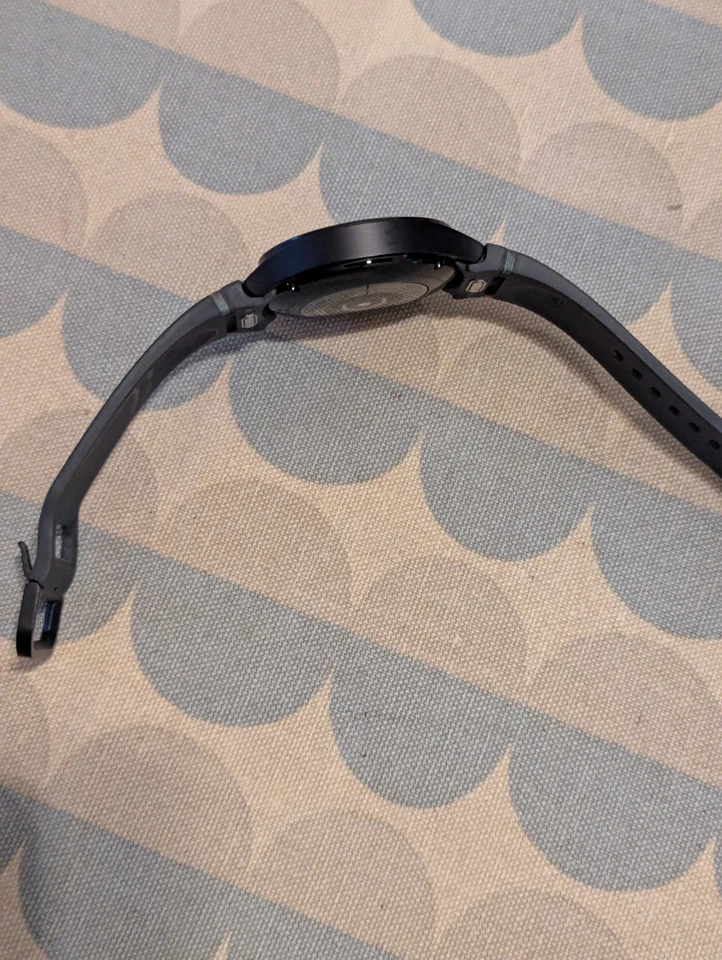 Samsung Galaxy Watch FE, photo 4 of 5