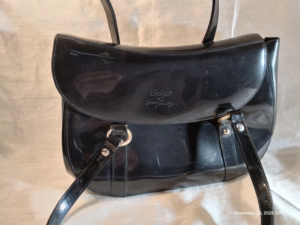 Bolso de mano Beijo charol negro Foto 4 de 4