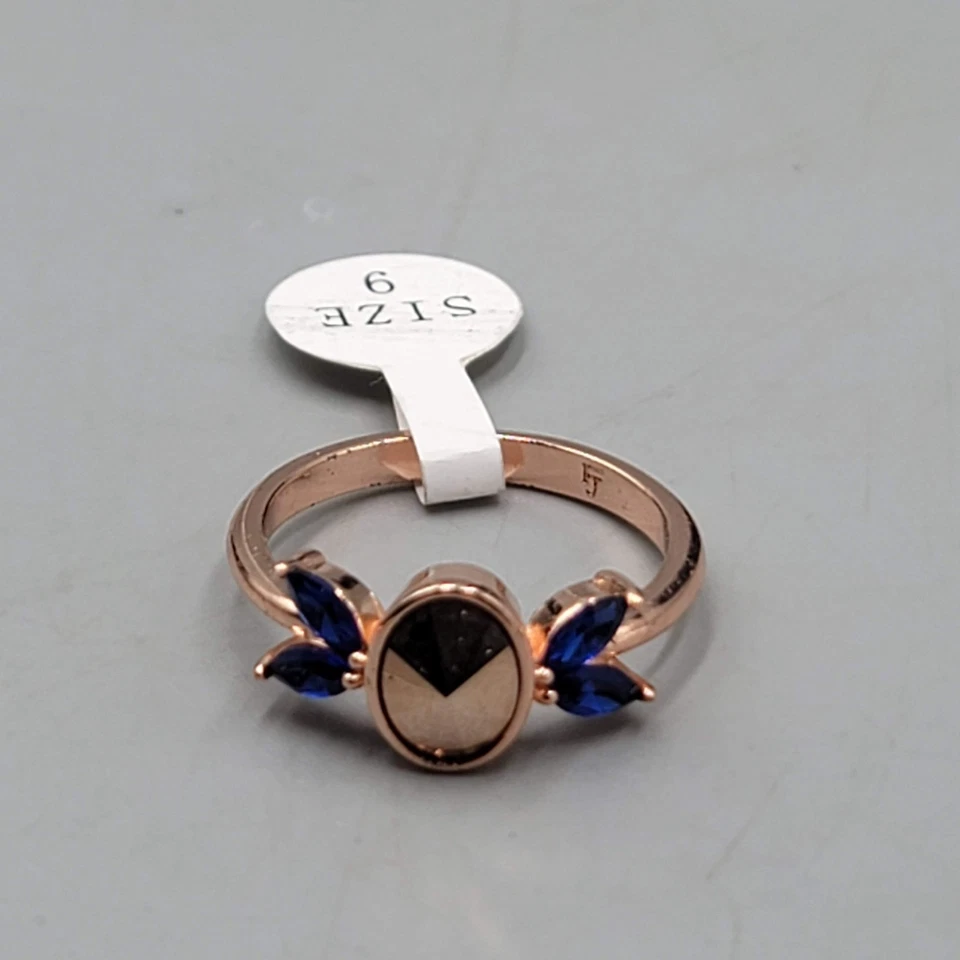 Anillo Piedras Azules Joyas Fragantes Talla 9 Tono Oro Rosa Nuevas Medidas 9.25 Foto 3 de 4