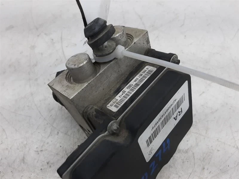 Anti-Lock Brake Part Assembly 09-14 Cadillac Escalade 20896914 - Image 4 of 4